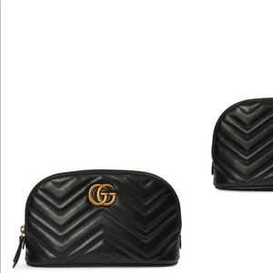 Gucci Large GG 2.0 Matelassé leather cosme…